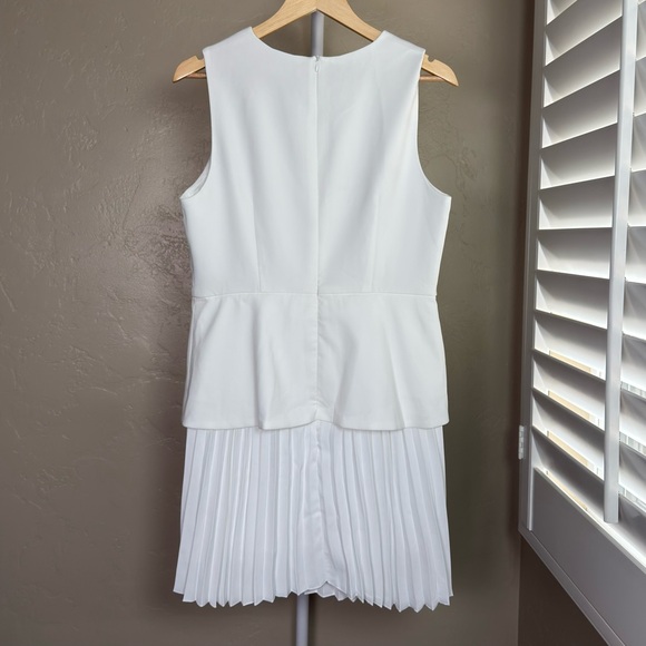 SOLD - Picture 7 of 11